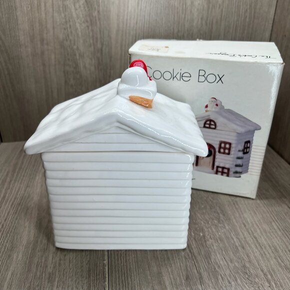 The Cooks Bazaar Vtg Ceramic Cookie Box Santa House Christmas Collectible White - Picture 4 of 12